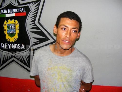 Policías detienen a presunto ladrón
